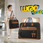 Viajero con bolso de viaje con gancho en terminal, alternativa compacta a una maleta rodante